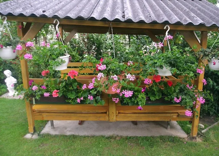 Haus Stuttgart Oda ve Kahvaltı 3*