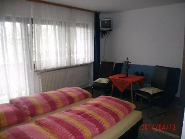 Haus Stuttgart Oda ve Kahvaltı