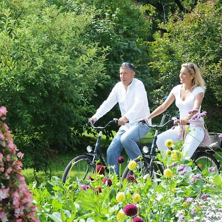 Haus Stuttgart Bed & Breakfast